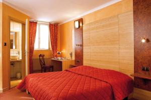 Katil atau katil-katil dalam bilik di Hôtel A la Vignette - COLMAR-NORD