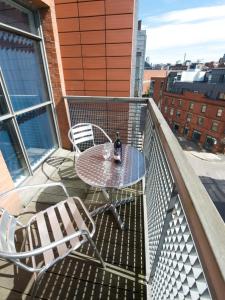 A balcony or terrace at Stay Deansgate Apartments for 14 nights plus 