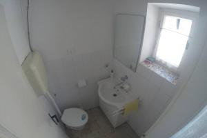 Gallery image of Apartman Dina in Komiža