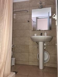 Phòng tắm tại Koks’ Guesthouse