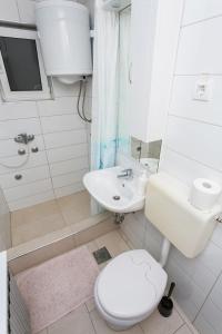Et badeværelse på Lussino Accommodation