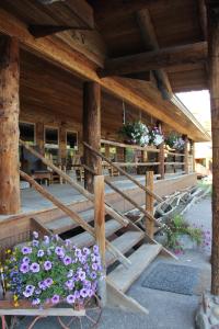 Sugar Loaf Lodge & Cabins