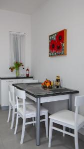 Foto dalla galleria di Mgarr Waterfront Cosy Apartment 2 by Ghajnsielem Gozo a Mġarr