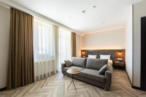 Istumisnurk majutusasutuses KOMOREBI BAKURIANI RESORT