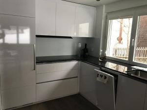 Kuchyň nebo kuchyňský kout v ubytování Emelie Zermatt 4****