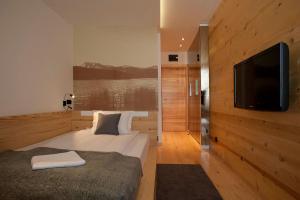 Sjónvarps- og/eða afþreyingartæki á Hotel Žabljak