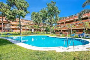 Bazen v nastanitvi oz. blizu nastanitve R5 Penthouse in Elviria