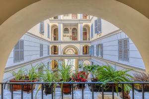 Foto Roomas asuva majutusasutuse Luxury Stars In Rome - Andromeda apartment in Colosseum galeriist