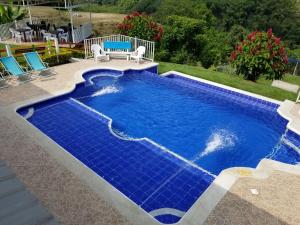 Bassein majutusasutuses Hotel Chalet San Juan de Ticlan või selle lähedal