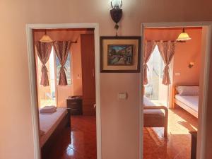 Una cama o camas en una habitación de Apartment Donend