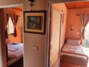 Una cama o camas en una habitación de Apartment Donend