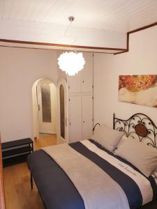 A bed or beds in a room at Ca'la Luna - in centro con terrazza