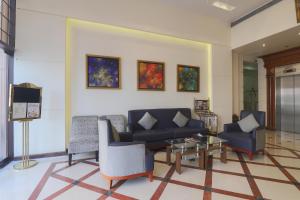 Posezení v ubytování Eureka Hotel