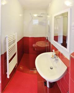 Baðherbergi á Guest House Ćiro