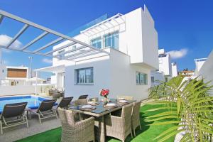 Το κτήριο όπου στεγάζεται  η βίλα