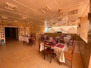 Hotel Levy's餐厅或其他用餐的地方