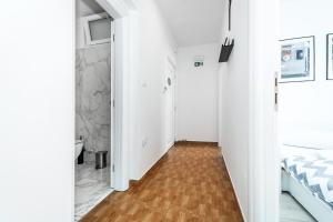 Koupelna v ubytování Apartments Tanya + 37 fotografií