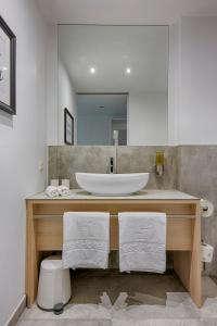 Ένα μπάνιο στο Business Hotel Maier
