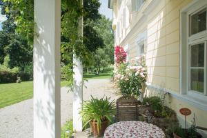 Zahrada ubytování Hotel Landsitz Pichlschloss