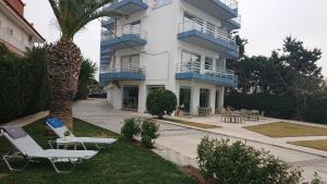 Gallery image of Diolkos Studios in Loutraki