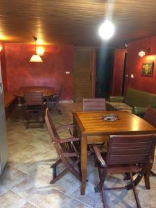 A seating area at A PORTELA - Pereiro de Aguiar