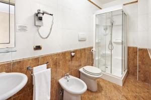 
Ein Badezimmer in der Unterkunft Hotel Continentale
