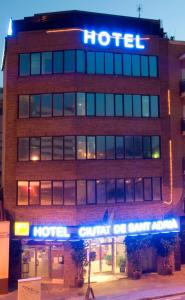 Budova, v ktorej sa hotel nachádza