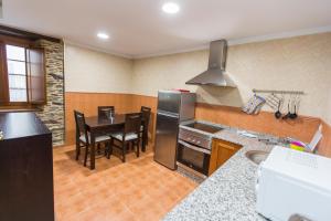 Gallery image of Apartamentos Casa Mateo in Navia