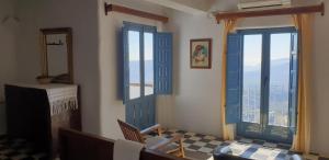 Gallery image of Las Chimeneas in Mairena +43 photos