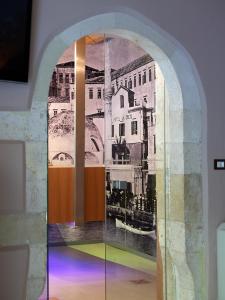 TV a/nebo společenská místnost v ubytování Elia Fatma Boutique Hotel