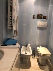Ένα μπάνιο στο CASA VACANZA IN COSTA AZZURRA