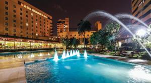 Bazén v ubytování Hotel Intercontinental Cali by IHG nebo v jeho okolí