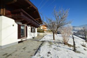 Finest Ski Chalet Leogang by All in One Apartments v zime