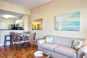 Gallery image of 305 - Madeira Bay Resort in St Pete Beach