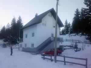 Afbeelding uit fotogalerij van Guest House Kavedžić in Žabljak +34 foto's