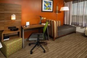 Posezení v ubytování Holiday Inn Express Hotel & Suites Pasco-TriCities by IHG