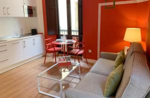 Kuchyň nebo kuchyňský kout v ubytování Ritual Sevilla Suites Centro