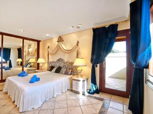 Posteľ alebo postele v izbe v ubytovaní Villa St Anthony by Interhome + 37 fotografií