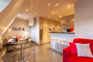 Köök või kööginurk majutusasutuses CMG Place Morny/ Deauville