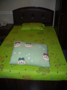 Ein Bett oder Betten in einem Zimmer der Unterkunft HK Downtown Backpackers