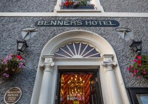 Foto dalla galleria di Dingle Benners Hotel a Dingle