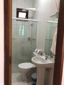 A bathroom at Village Funchal 01