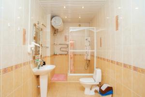Kylpyhuone majoituspaikassa Style Hotel