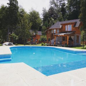 Gallery image of El Raulí del Bonito in Villa La Angostura +65 photos