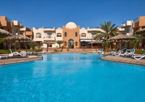 Swimmingpoolen hos eller tæt på Sheikh Ali Dahab Resort