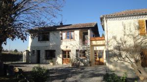 Το κτήριο όπου στεγάζεται  το bed & breakfast