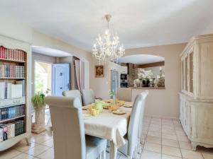 Pelan lantai bagi Holiday Home Villa Souleyas by Interhome