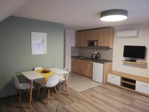 Imagen de la galería de Éva Apartman, en Hévíz