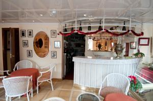 A seating area at Hotel La Residencia