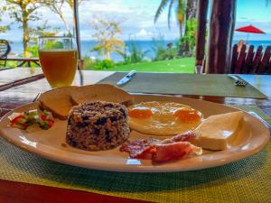 Φαγητό σε αυτό το καταφύγιο ή κάπου εκεί κοντά +116 φωτογραφίες